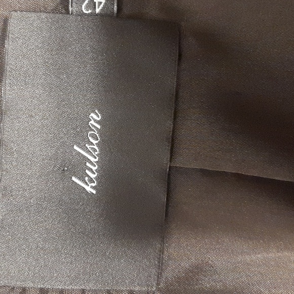 Kulson blazer I'm not sure about the color it's looks like rusty orange or light - Picture 9 of 12